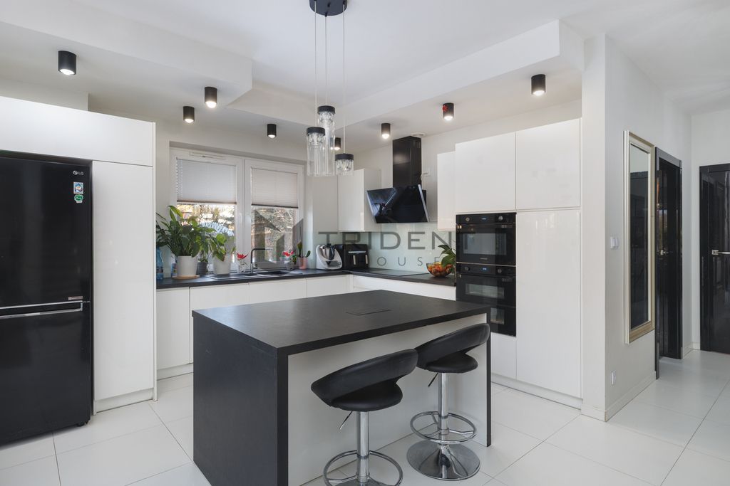 bliźniak, 5 pokoi Krupia Wólka. Zdjęcie 3