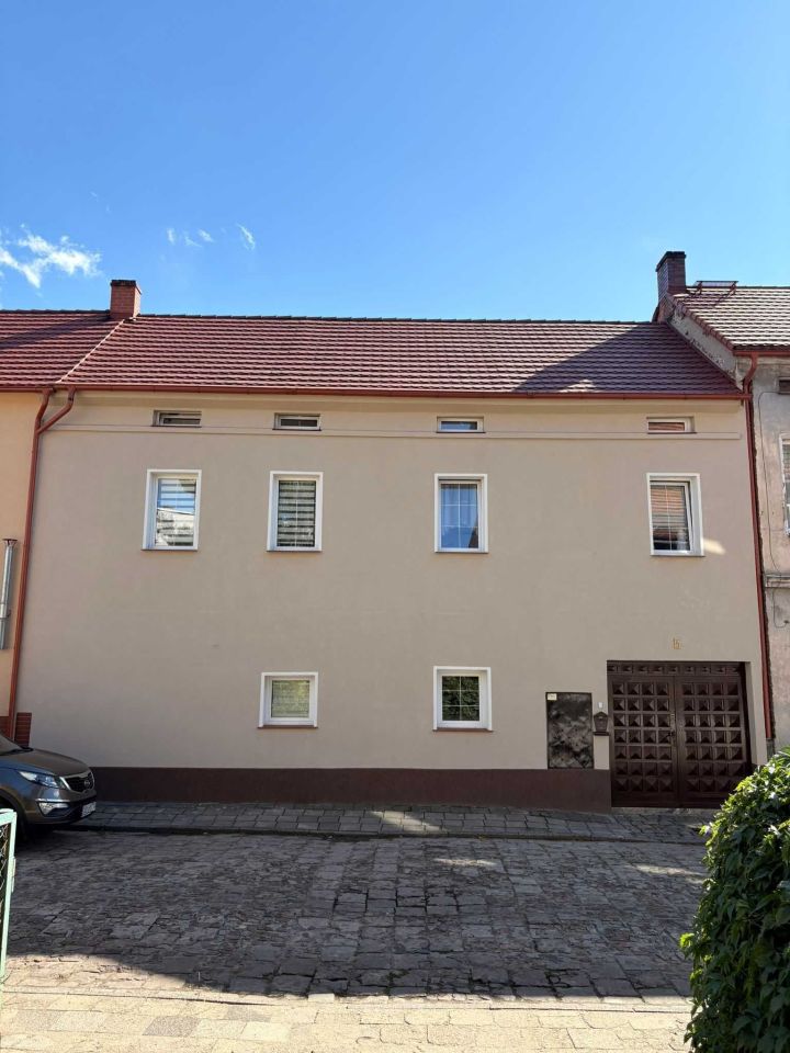 kamienica Bierutów. Zdjęcie 8
