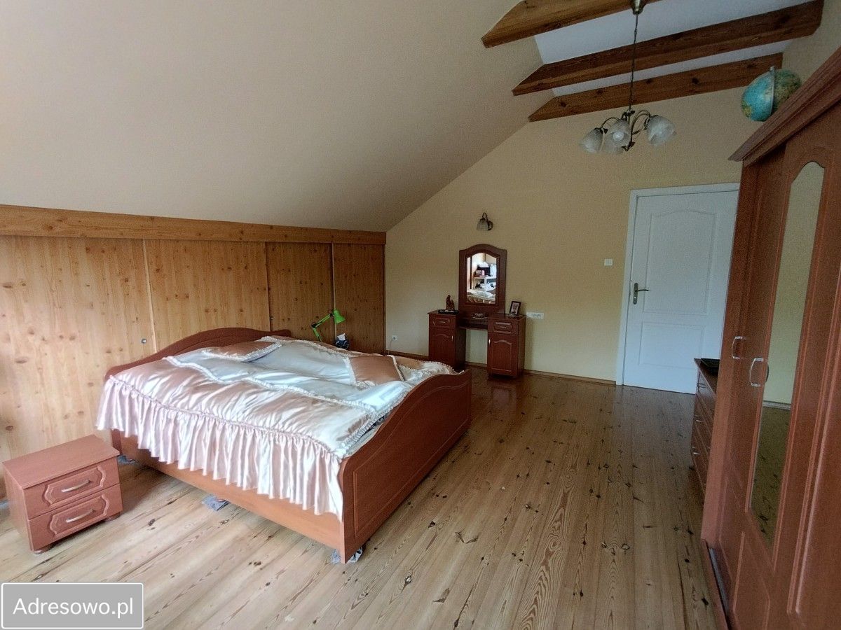 dom wolnostojący, 7 pokoi Piotrków Trybunalski, ul. Tadeusza Nowakowskiego. Zdjęcie 10