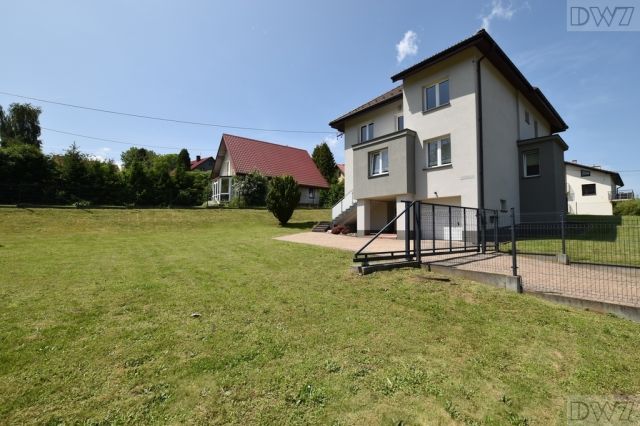 dom wolnostojący, 6 pokoi Bochnia, ul. Łychów. Zdjęcie 4