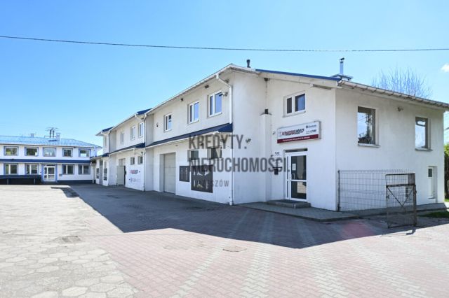Hala/magazyn Trzciana. Zdjęcie 5