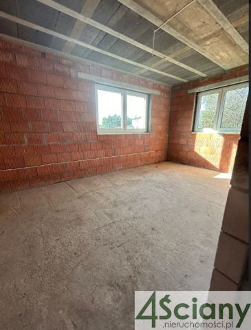 dom wolnostojący, 4 pokoje Rusiec. Zdjęcie 13