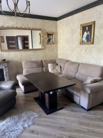 Mieszkanie 3-pokojowe Kalisz Dobrzec, Wyszyńskiego. Zdjęcie 1