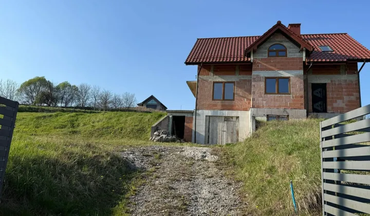 dom wolnostojący, 5 pokoi Garlica Murowana, ul. Garlicka