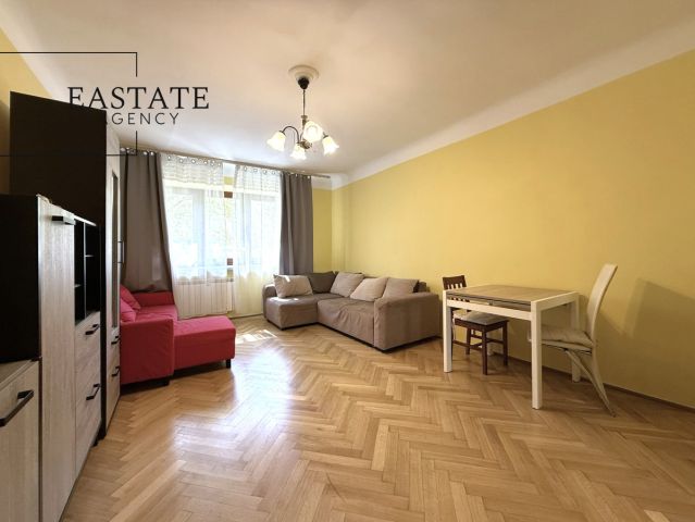 Mieszkanie 3-pokojowe Warszawa Śródmieście, ul. Nowolipki. Zdjęcie 2