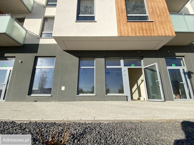 Lokal Jelcz-Laskowice, ul. Józefa Bożka. Zdjęcie 1