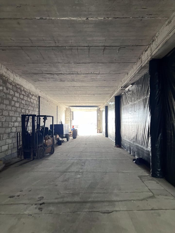 Hala/magazyn Gdynia Chylonia, ul. Hutnicza. Zdjęcie 6