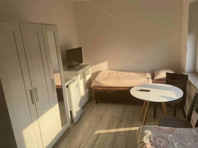 Pokój Komorniki, ul. 3 Maja. Zdjęcie 1