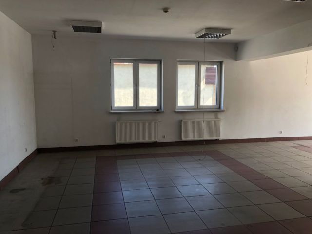 Lokal Pisz, ul. Grunwaldzka. Zdjęcie 2