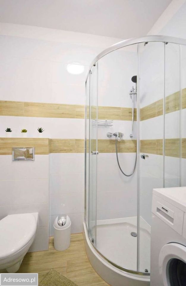 Mieszkanie 3-pokojowe Wrocław Stabłowice, ul. Łomnicka. Zdjęcie 3