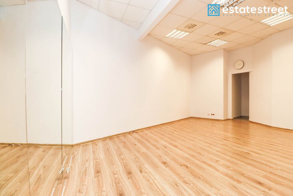 Biuro Kraków Podgórze, ul. Stanisława Smolki. Zdjęcie 7