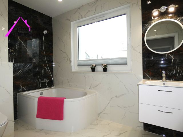 bliźniak, 4 pokoje Pogórze, ul. ks. Jana Twardowskiego. Zdjęcie 9