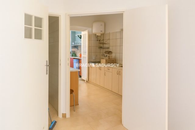 dom szeregowy, 4 pokoje Bodzentyn, pl. Żwirki. Zdjęcie 6