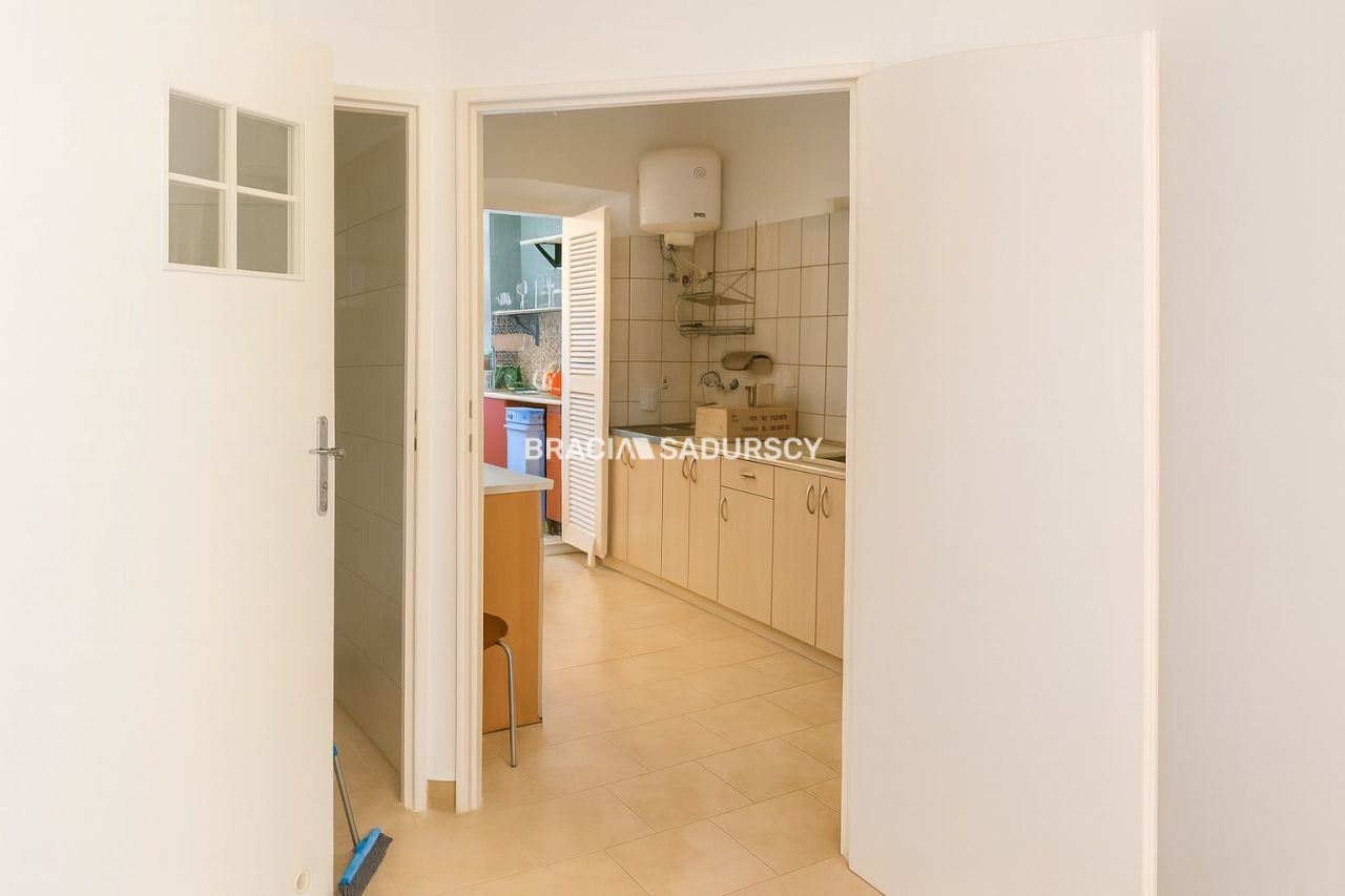 dom szeregowy, 4 pokoje Bodzentyn, pl. Żwirki. Zdjęcie 6