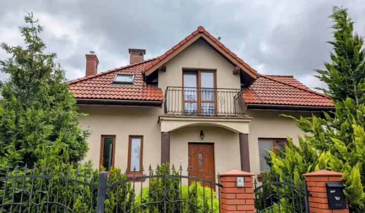 dom wolnostojący, 6 pokoi Mława Centrum, ul. Bronisława Malinowskiego