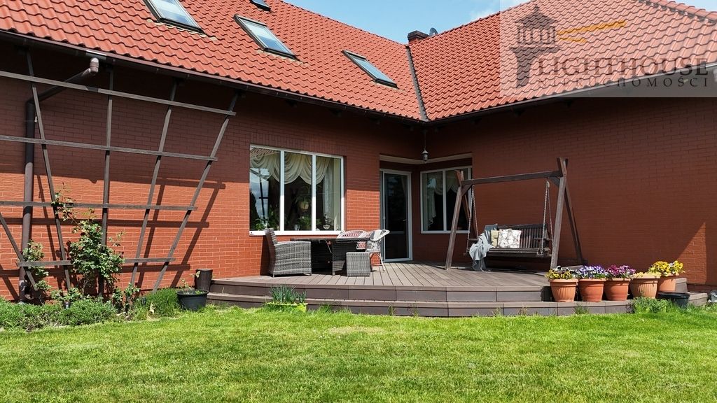 dom wolnostojący, 7 pokoi Trąbki Wielkie. Zdjęcie 4