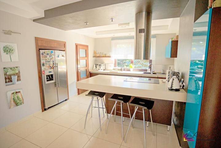 dom wolnostojący, 5 pokoi Częstochowa Północ, ul. Kochmańskiego. Zdjęcie 9