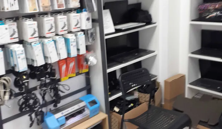 Lokal Warszawa Praga-Południe, al. Stanów Zjednoczonych