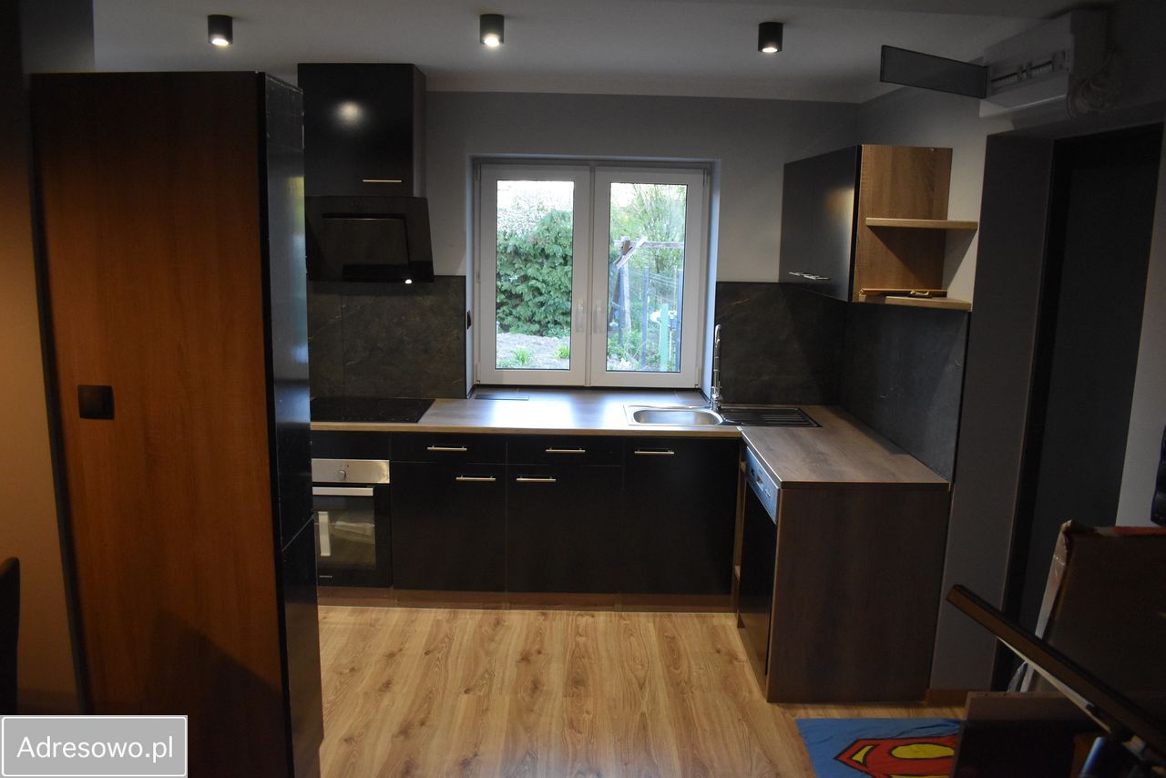 bliźniak, 2 pokoje Rów. Zdjęcie 13