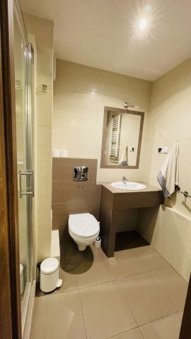 Mieszkanie 3-pokojowe Bełchatów. Zdjęcie 8