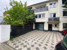 dom wolnostojący, 11 pokoi Poznań Winogrady, ul. Gronowa