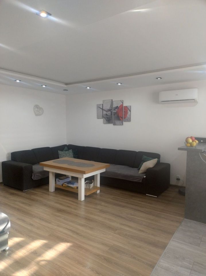 dom wolnostojący Mikulin