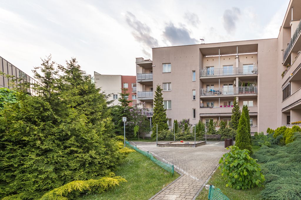 Mieszkanie 2-pokojowe Rzeszów Nowe Miasto, ul. Cegielniana. Zdjęcie 1