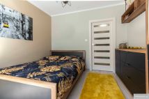 dom szeregowy, 5 pokoi Świętochłowice Chropaczów, ul. Węglowa. Zdjęcie 2