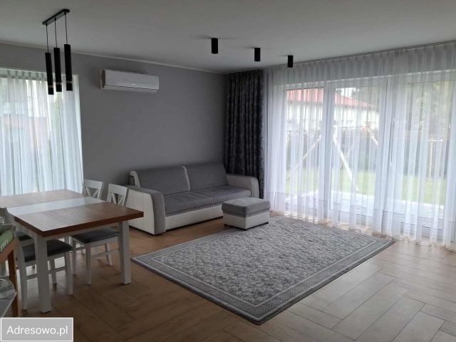 bliźniak, 5 pokoi Stanisławów Drugi. Zdjęcie 1