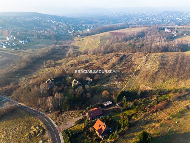 Działka inwestycyjna Włosań, ul. Łobzowska. Zdjęcie 12