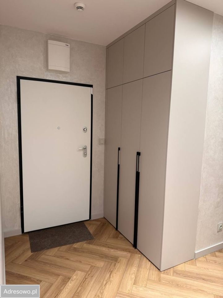 Mieszkanie 3-pokojowe Zamienie, ul. Anyżkowa. Zdjęcie 2