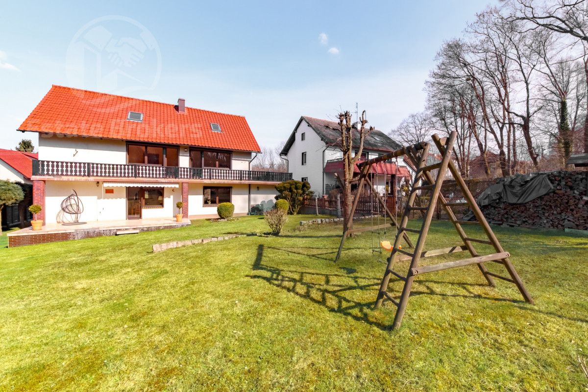 dom wolnostojący, 6 pokoi Trzebnica, ul. Oleśnicka. Zdjęcie 3