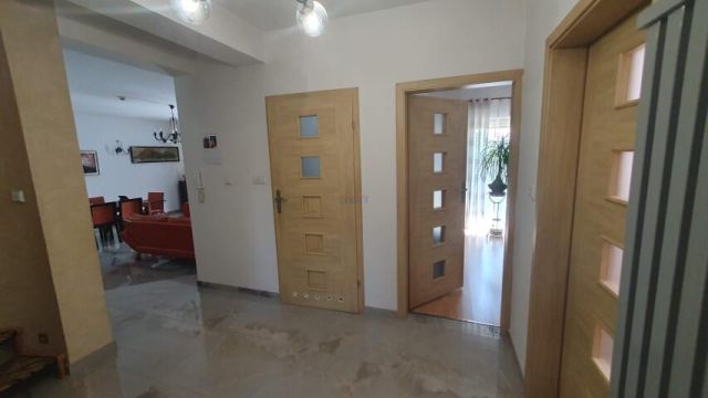 dom wolnostojący, 7 pokoi Gabryelin. Zdjęcie 8