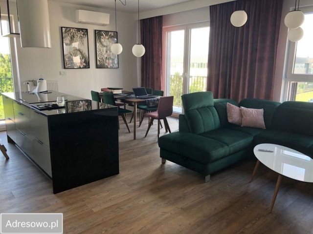 Mieszkanie 4-pokojowe Warszawa Ursynów, ul. Polki. Zdjęcie 1