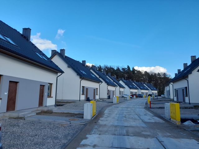 Mieszkanie 3-pokojowe Trąbki Wielkie, ul. Pieczarkowa. Zdjęcie 1