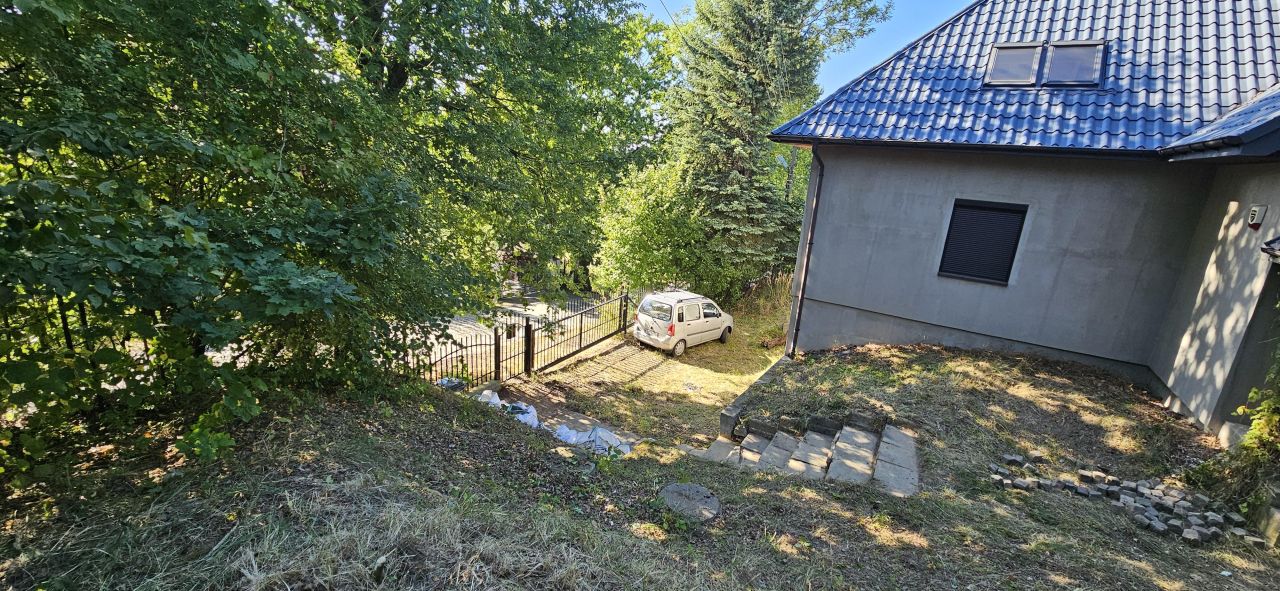 dom wolnostojący, 4 pokoje Lednica Górna. Zdjęcie 13