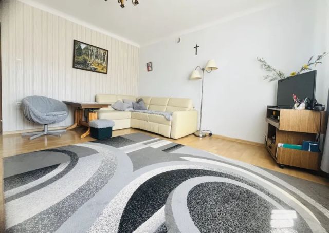 dom wolnostojący, 8 pokoi Zielonka. Zdjęcie 5