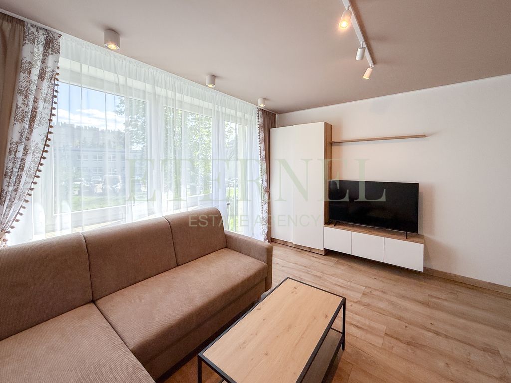 Mieszkanie 2-pokojowe Kraków Bieńczyce, os. Jagiellońskie. Zdjęcie 2