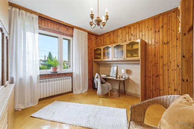 dom wolnostojący, 12 pokoi Tarnowskie Góry Centrum. Zdjęcie 26