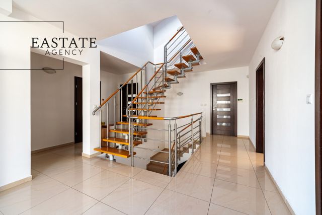 bliźniak, 9 pokoi Warszawa Wawer, ul. Wał Miedzeszyński. Zdjęcie 14