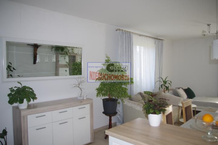 dom wolnostojący, 3 pokoje Mrozy. Zdjęcie 3