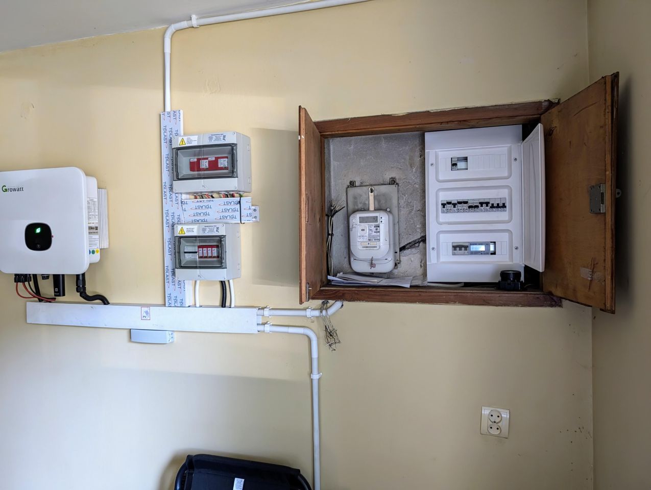 dom wolnostojący, 12 pokoi Radwanice, ul. Konstantego Ildefonsa Gałczyńskiego. Zdjęcie 12