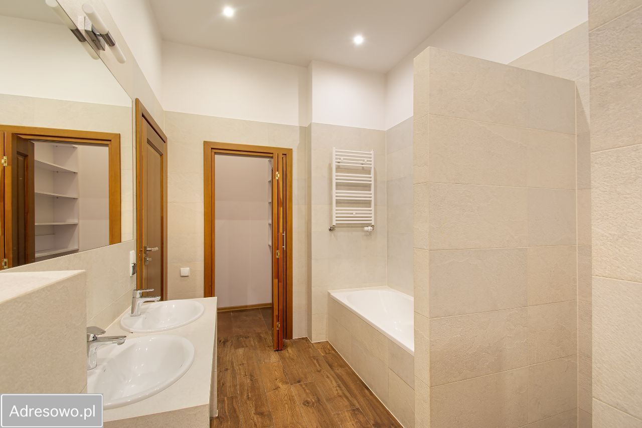 Mieszkanie 4-pokojowe Kołobrzeg. Zdjęcie 3