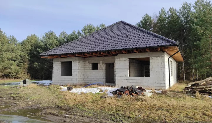 dom wolnostojący, 4 pokoje Dobrzyń