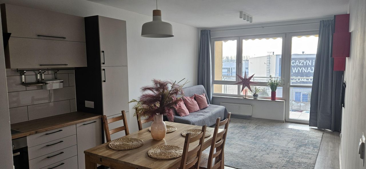 Mieszkanie 3-pokojowe Piaseczno Centrum, ul. Kazimierza Jarząbka. Zdjęcie 1