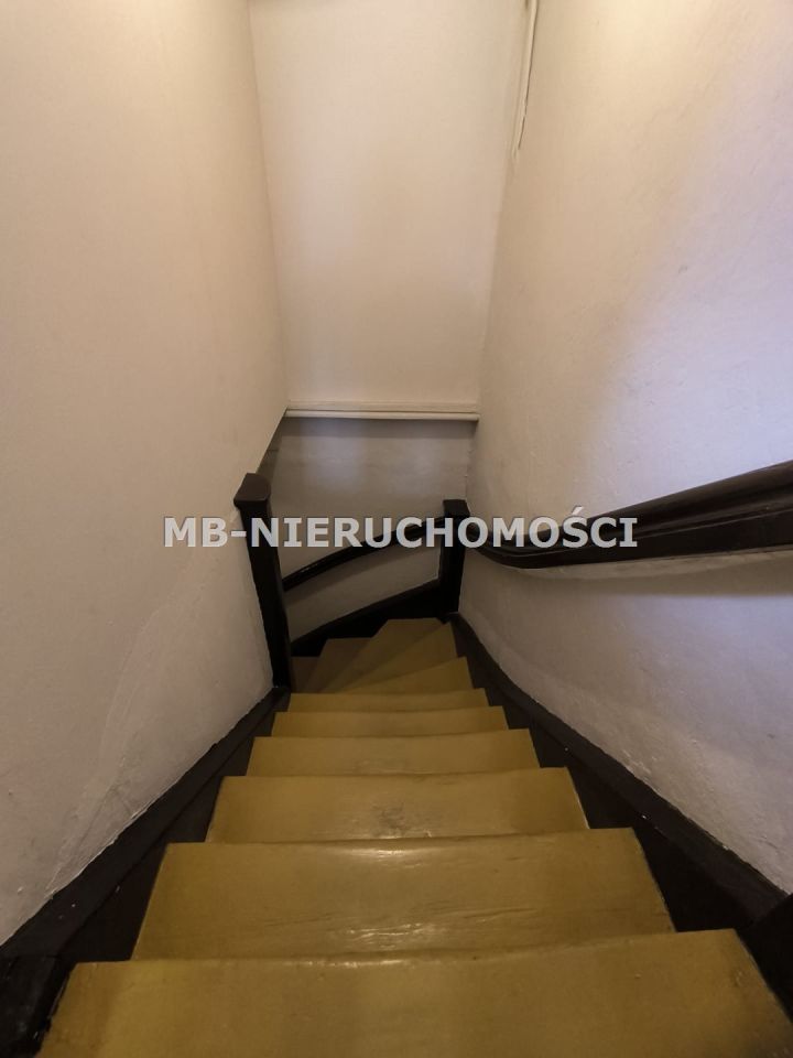 kamienica, 4 pokoje Lichtajny. Zdjęcie 16