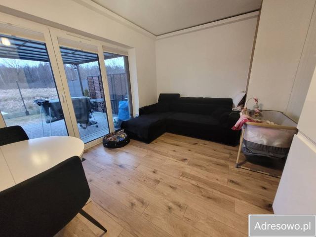 Mieszkanie 2-pokojowe Trąbki Wielkie. Zdjęcie 1