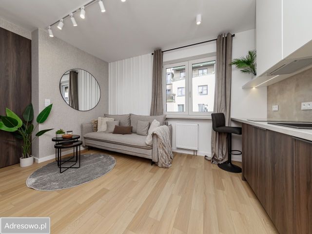 Mieszkanie 4-pokojowe Warszawa Bemowo, ul. Powstańców Śląskich. Zdjęcie 1