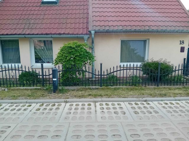 bliźniak, 5 pokoi Strąpie. Zdjęcie 1