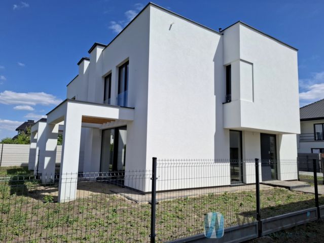 bliźniak, 4 pokoje Łomianki. Zdjęcie 3